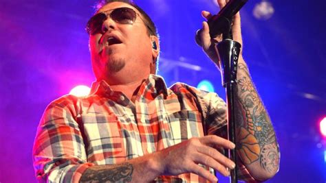 Smash Mouth front man Steve Harwell dead at 56, band confirms